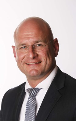 Jan Nieuwenburg nieuwe burgemeester van Hoorn