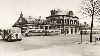 Foto 2 Station met NACO bussen rond 1960