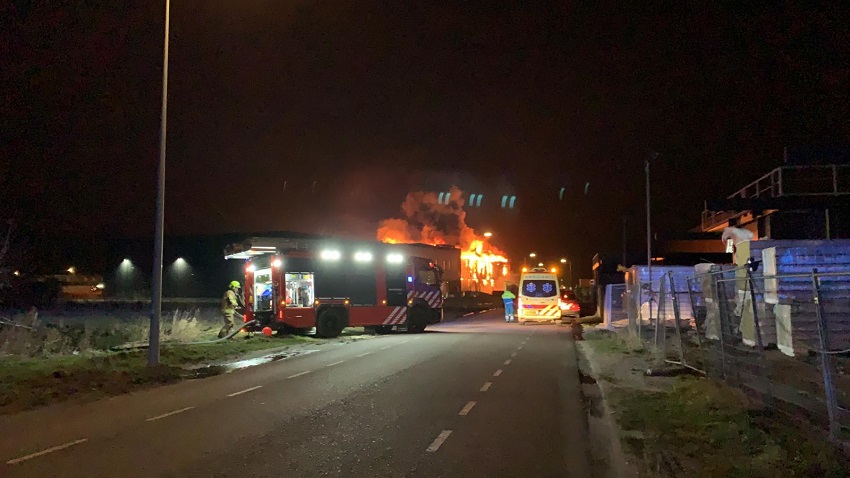 Zeer Grote Brand Op Industrieterrein Zwaag Oozo Nl