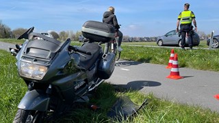 Motorrijder valt op de N307 bij Enkhuizen1