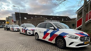 Politie-onderzoek in woning Boedijnhof na aantreffen overleden persoon