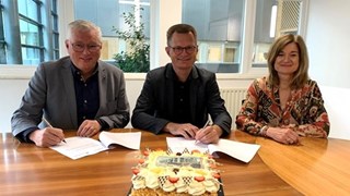 Intermaris en ToekomstGroep tekenen aanneemovereenkomst Blok14