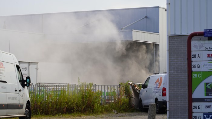 Brand bij accubedrijf in Zwaag__