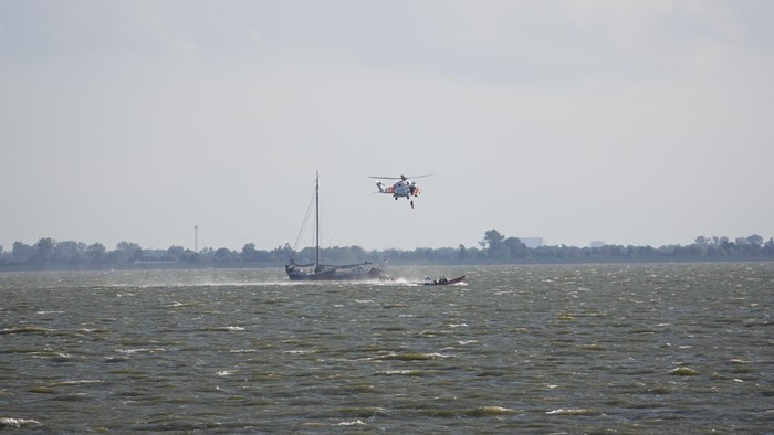 Reddingsactie op Markermeer