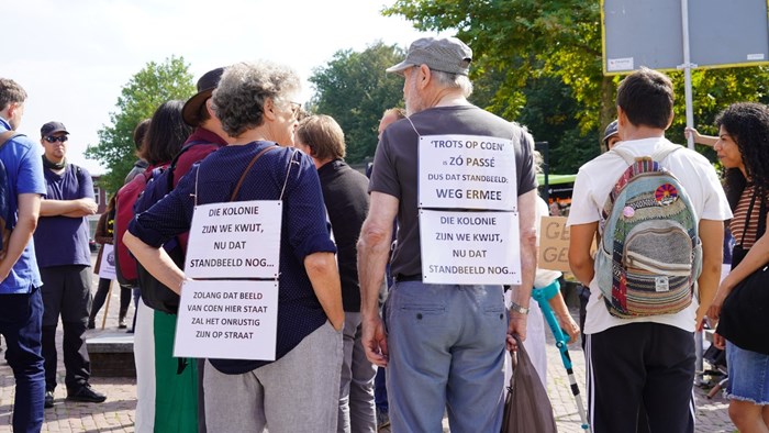 Demonstratie bij J.P.Coen--___