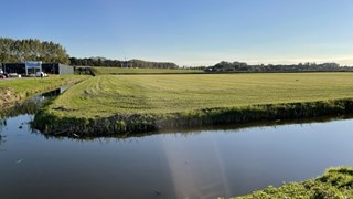 Leekerlanden naast McDonald's